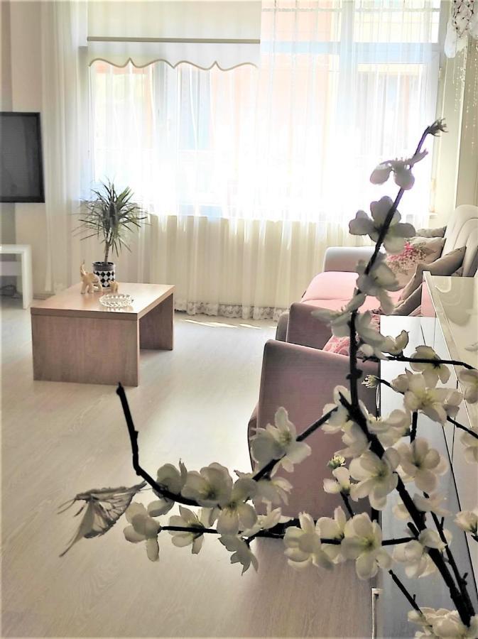 Peaceful Suite Centre Of Kadikoey Istanbul Exterior photo